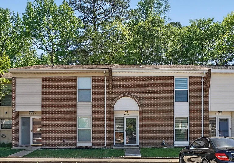 5009 Ashforth Ct — Photo 1
