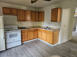 1205 N Roosevelt Ave, Bloomington, IL 61701
