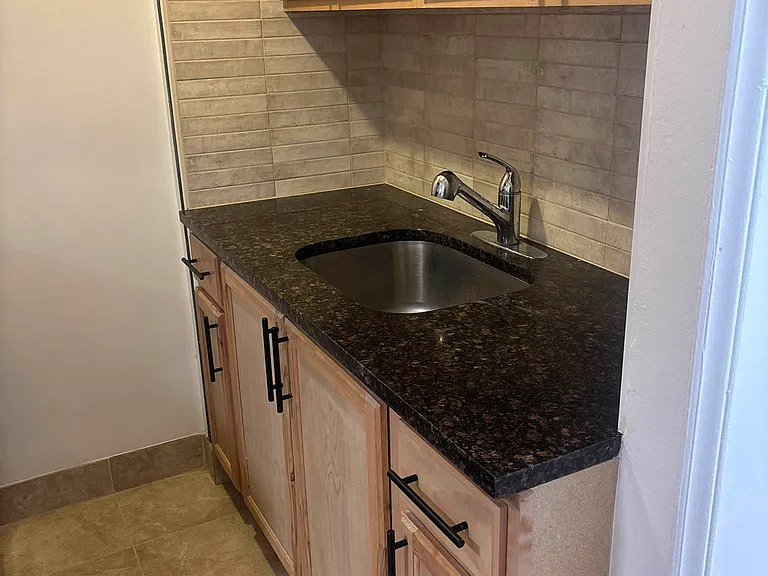 734 Madison St #1 — Photo 6