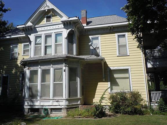 3rd image of 814 N Buckeye Ave
