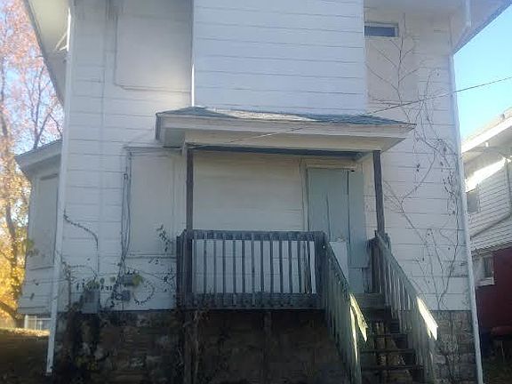 3rd image of 3511 Olive St