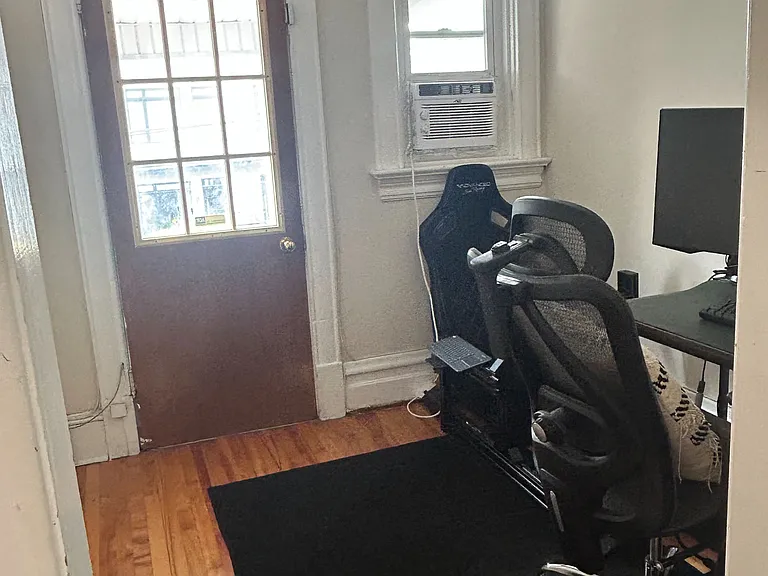 427 Sunnyside Ave #B — Photo 8