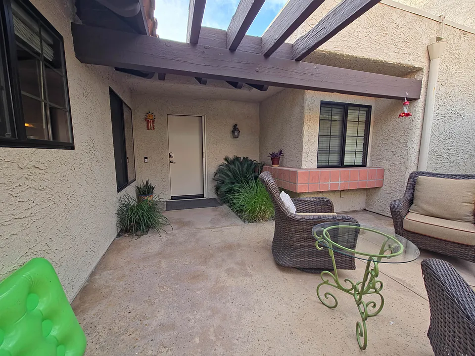 Private front entry courtyard is great place for morning coffee, conversation or a good book.