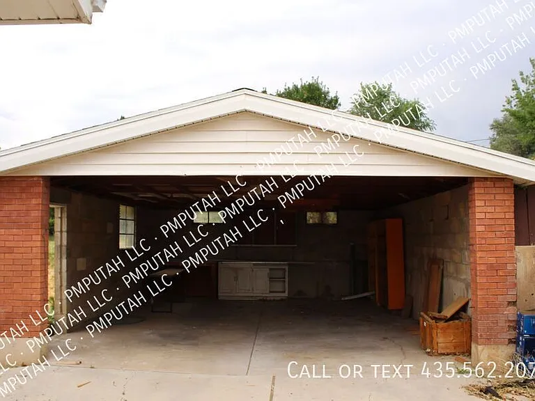 4042 S Porter Ave — Photo 7