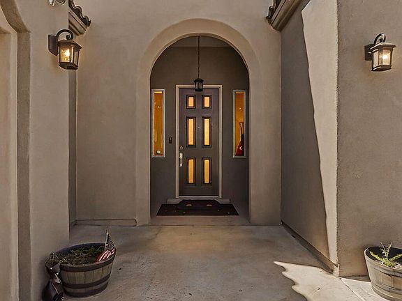 4th image of 3720 Santa Rosa Ave