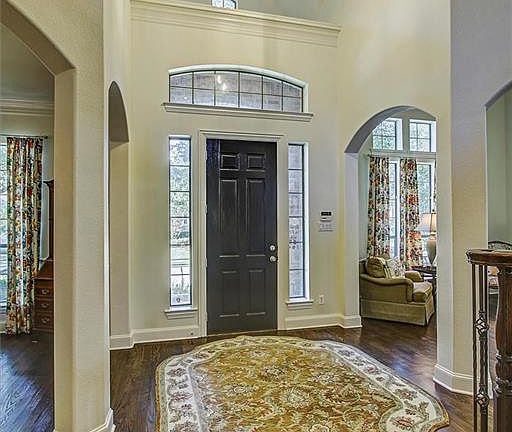 4th image of 5021 Carnegie Dr