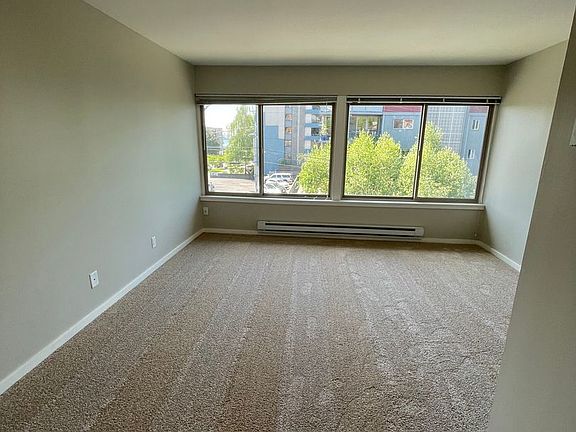 3rd image of 500 W Mercer St APT 304
