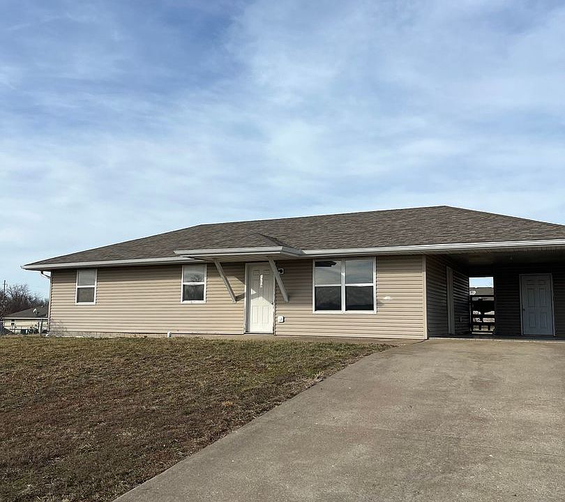 1st image of 1209 Lake Dr
