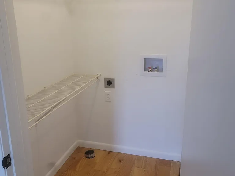 Laundry room/ closet