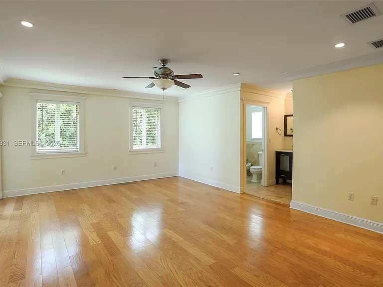 8870 SW 86th St — Photo 31