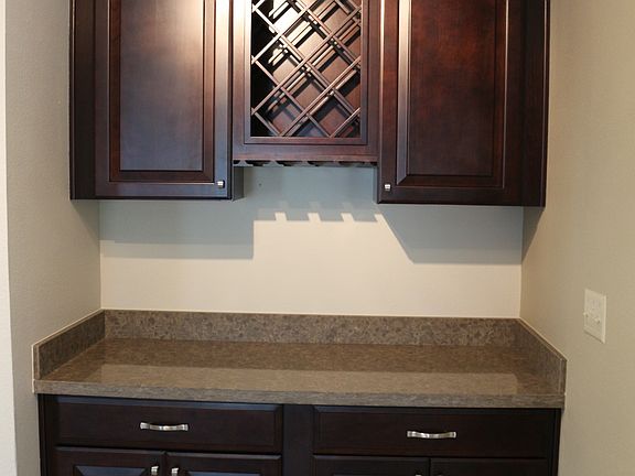 5th image of 4801 Willowrun Pl