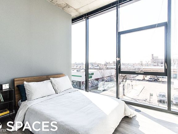 5th image of 2733 W Belden Ave Unit 0401