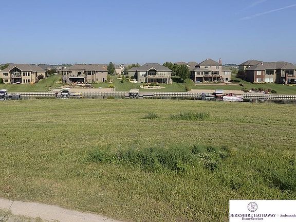 4th image of 11818 N 172nd Cir