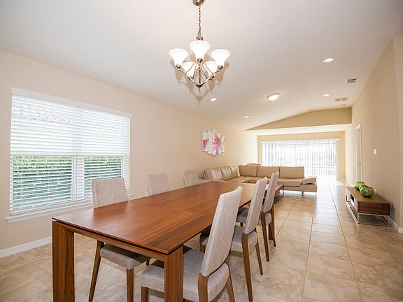 5th image of 12300 Pescara Ln