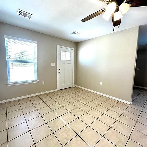 127 S Bend Ct #B — Photo 5