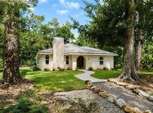 100 Live Oak St, Mandeville, LA 70448