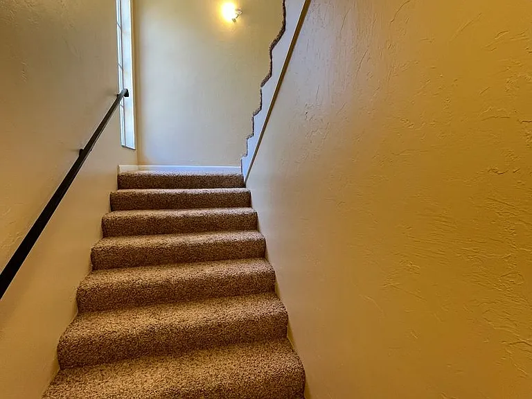 3617 N Drexel — Photo 3