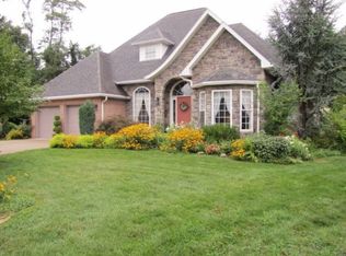 10 Heather Gln, Vienna, WV 26105