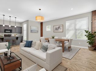 622 Hemphill St APT 200, Fort Worth, TX 76104