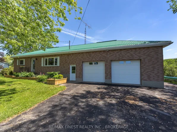3700 Yarker Rd, South Frontenac, ON K0H 1V0