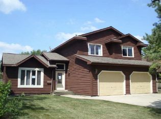 131 Madison St, Lockport, IL 60441