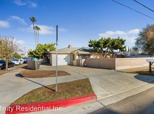 742 W 20th St, Costa Mesa, CA 92627