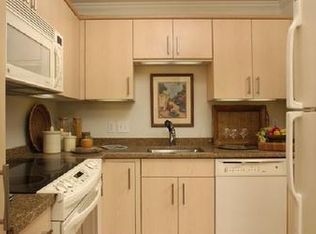 255 Massachusetts Ave APT 811, Boston, MA 02115