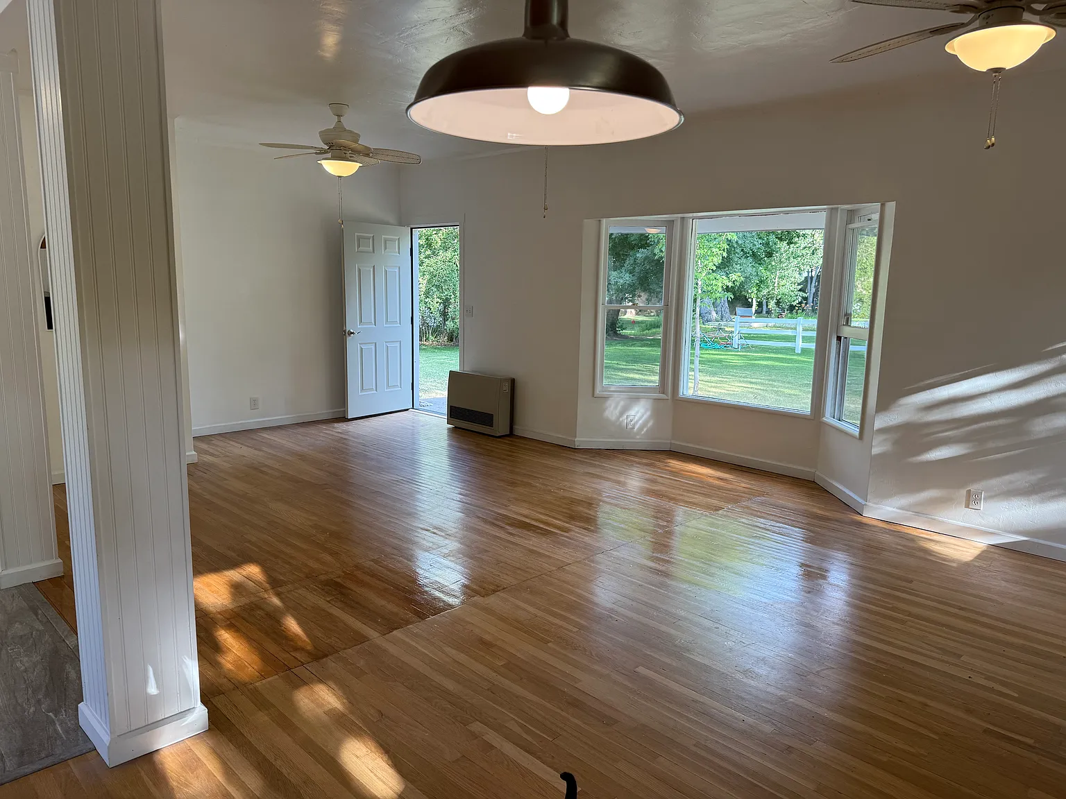 348 McLaren Ln — Photo 3