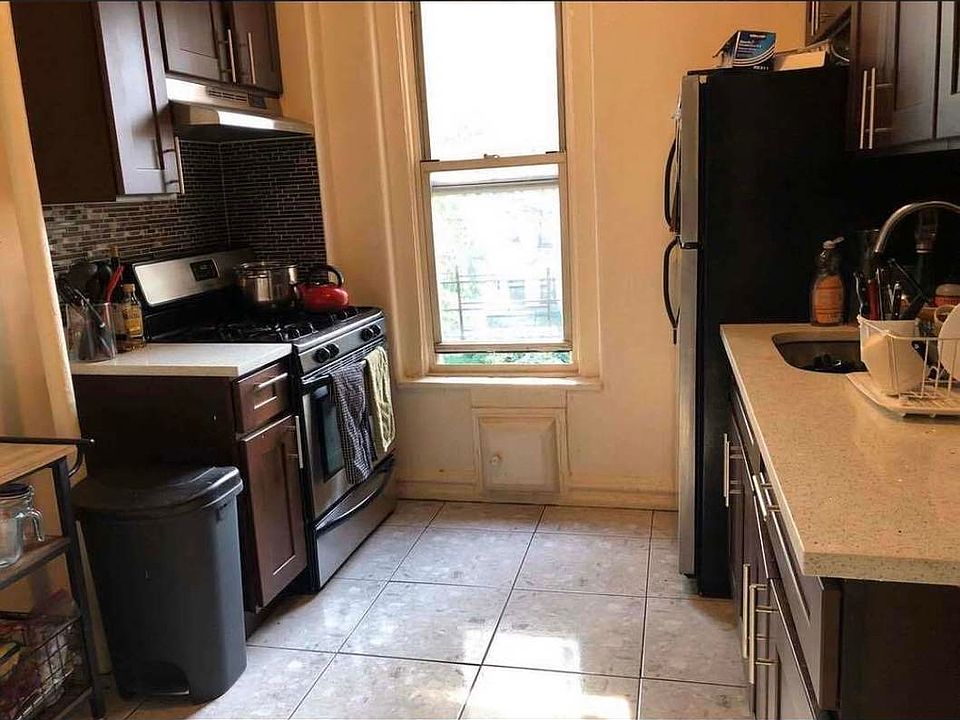 1st image of 302 Eastern Pkwy #6AA