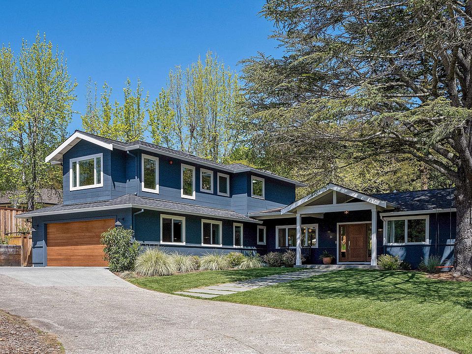 1st image of 31 Crane Dr
