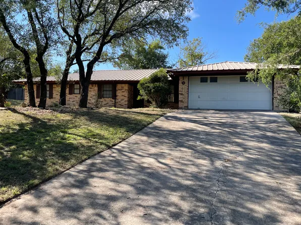 499 Cheyenne St, Copperas Cove, TX 76522