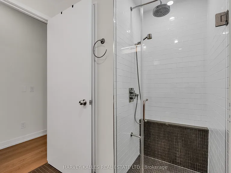 8 Dovercourt Rd #222 — Photo 9