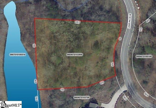 1st image of 16 Lake Hills Ln