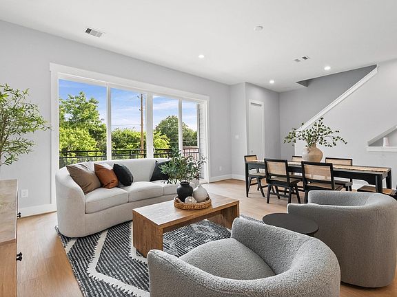 3rd image of 3605 Mount Pleasant St