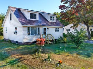 77 New Hampshire Street, Millinocket, ME 04462