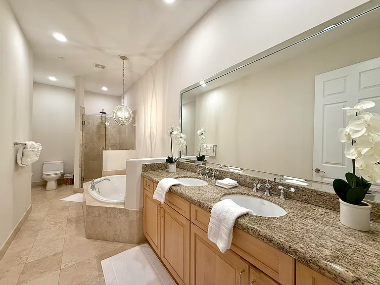 809 Estancia Way — Photo 25