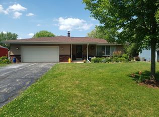 4150 Harvest Ln, Racine, WI 53402
