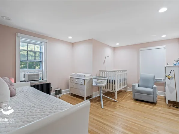 116-33 Union Turnpike image 20 of 40