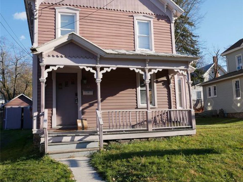 1st image of 28 N Chestnut St