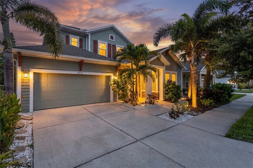 4 bed, 3.5 bath, 2845 sqft, $4,500 — Photo 1