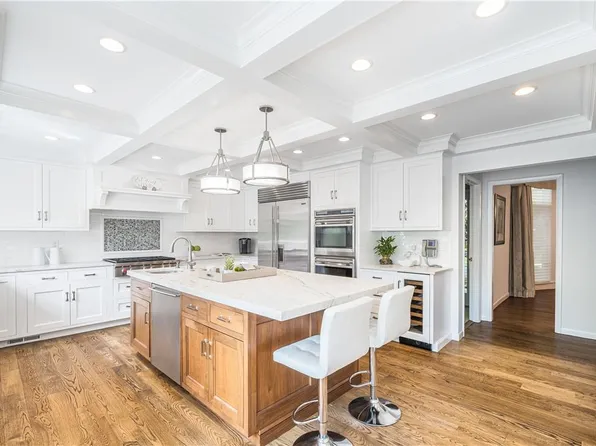 31 Hemlock Hills, Chappaqua, NY 10514