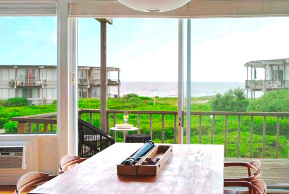 101 Dune Rd, Round Dune, Unit C16, East Quogue, NY 11942 Out East