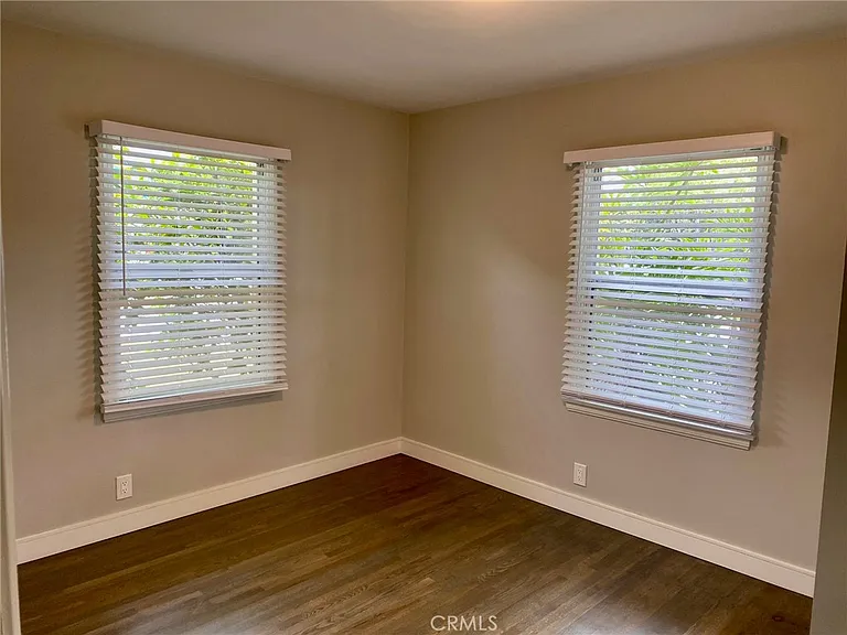 839 S Sunset Blvd — Photo 16