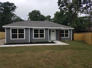 1608 Sheila Dr, Azle, TX 76020