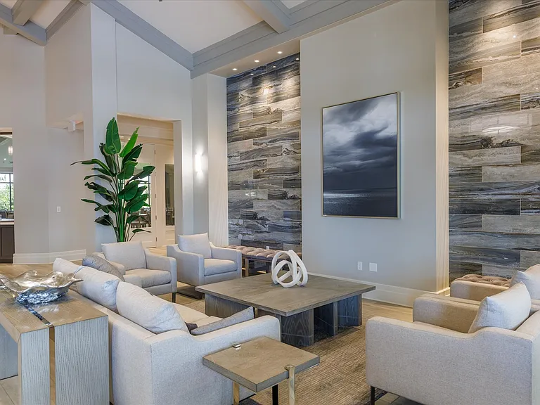 5558 Palmer Cir #101 — Photo 65