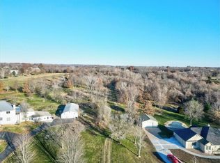 36810 E Old Pink Hill Rd, Oak Grove, MO 64075