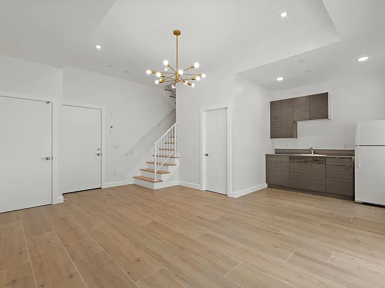 153 New York Ave #1 — Photo 22