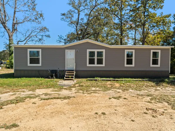 9067 Hendry Rd, Petal, MS 39465