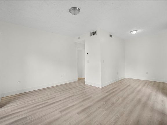 3rd image of 1731 NW 96th Terrace #2E