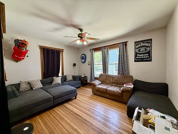 2nd image of 711 W California Ave